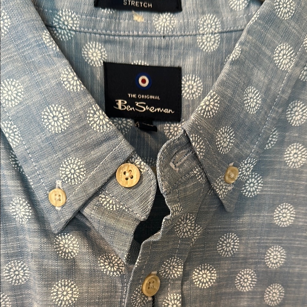 Ben Sherman Blue and White Casual Button Down Shirt